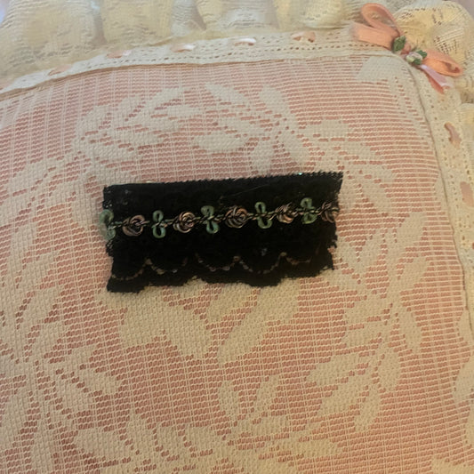 *:ꔫ:*﹤mourning girl hair clip