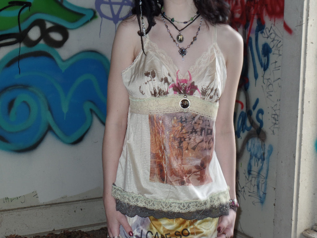 S/M underwater slip shirt w butterfly pendant