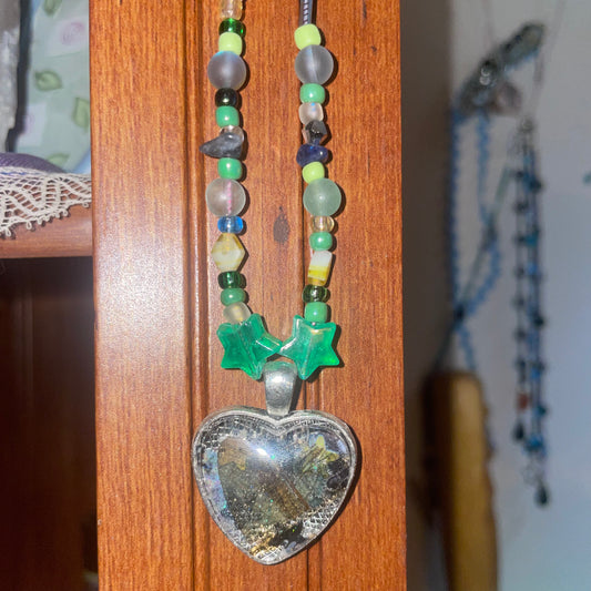 Green Dragonfly wing beaded choker necklace